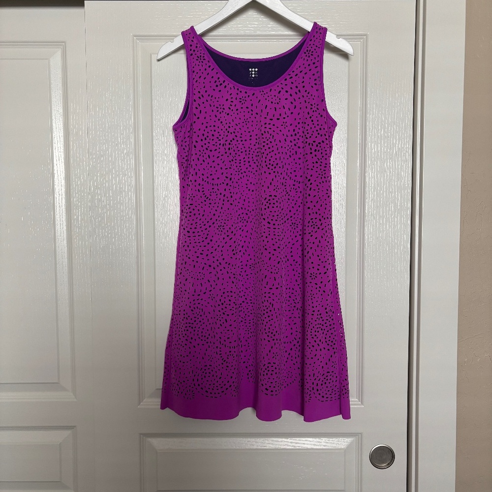 Title Nine Nimblene Illusion laser cut dress